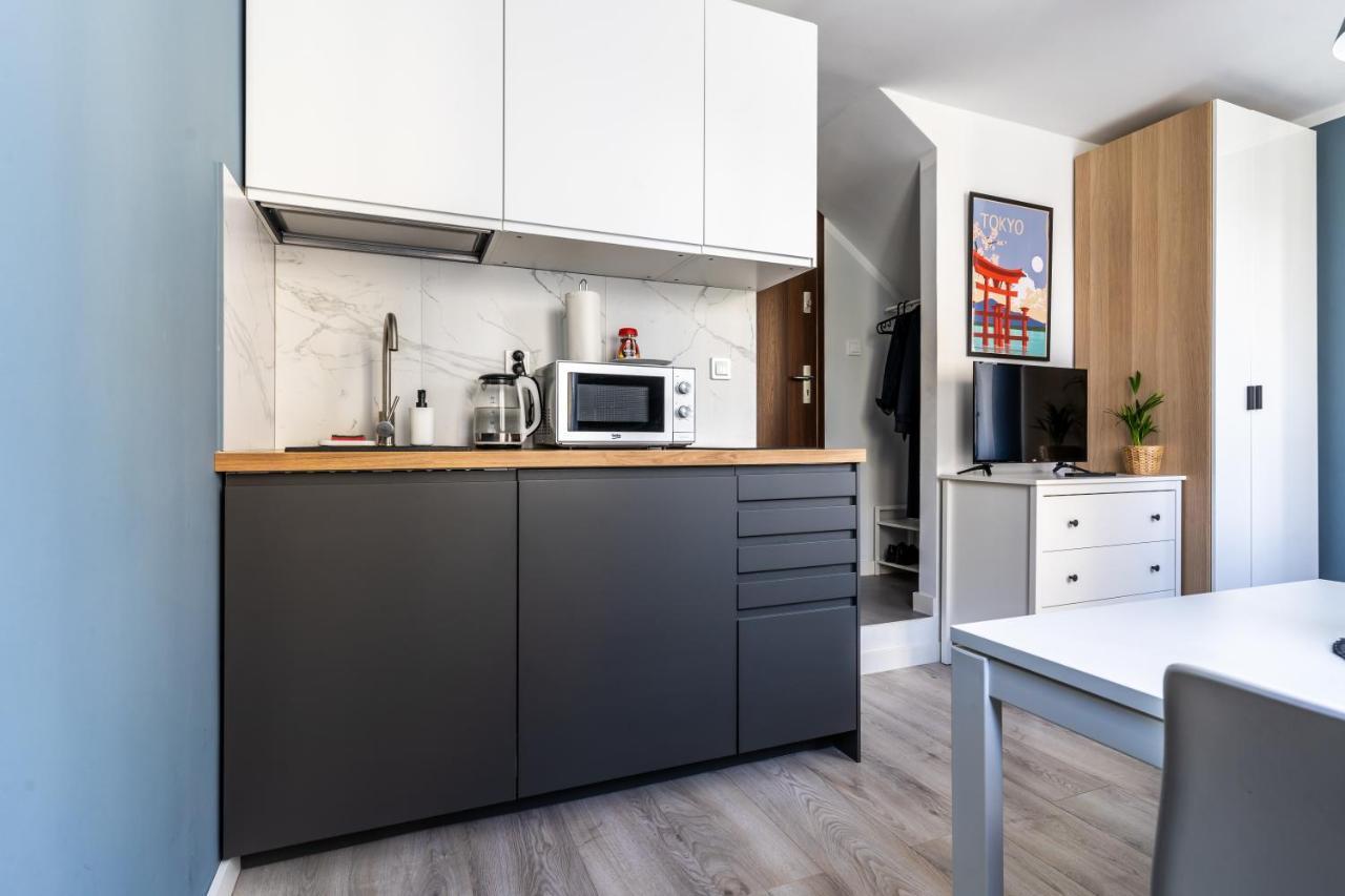 City Center - Studio - Golden Apartments - Ogrodowa Varşovia Exterior foto